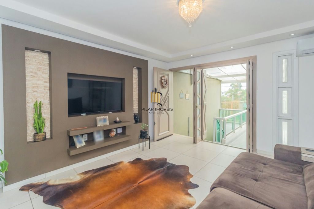 Encantadora casa com 175m², 03 dormitórios, Rua Paul Harris, Jardim Planato