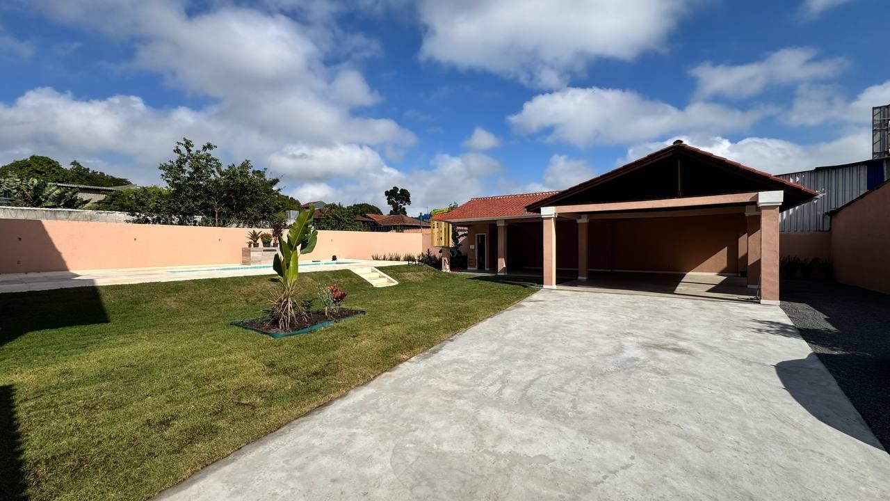 Casa 5 dormitórios no bairro Vila Nova