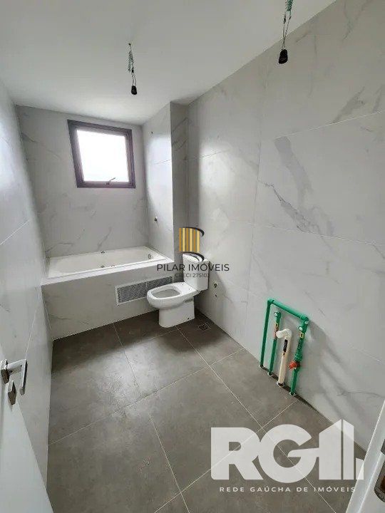 Apartamento 3 dormitórios no bairro Petrópolis