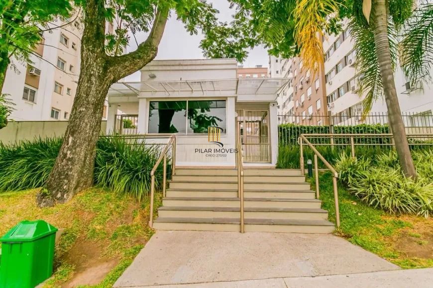 Apartamento à venda com 3 quartos, 70m², 1 suíte, 1 vaga Localizado Rua Antônio Joaquim Mesquita, no bairro Passo da Areia