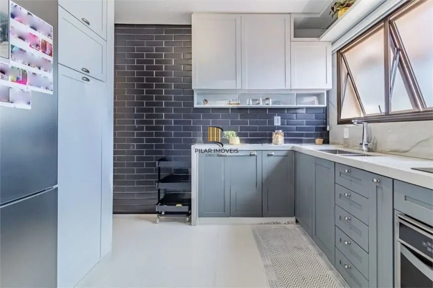 Apartamento 3 dormitórios no bairro Passo da Areia