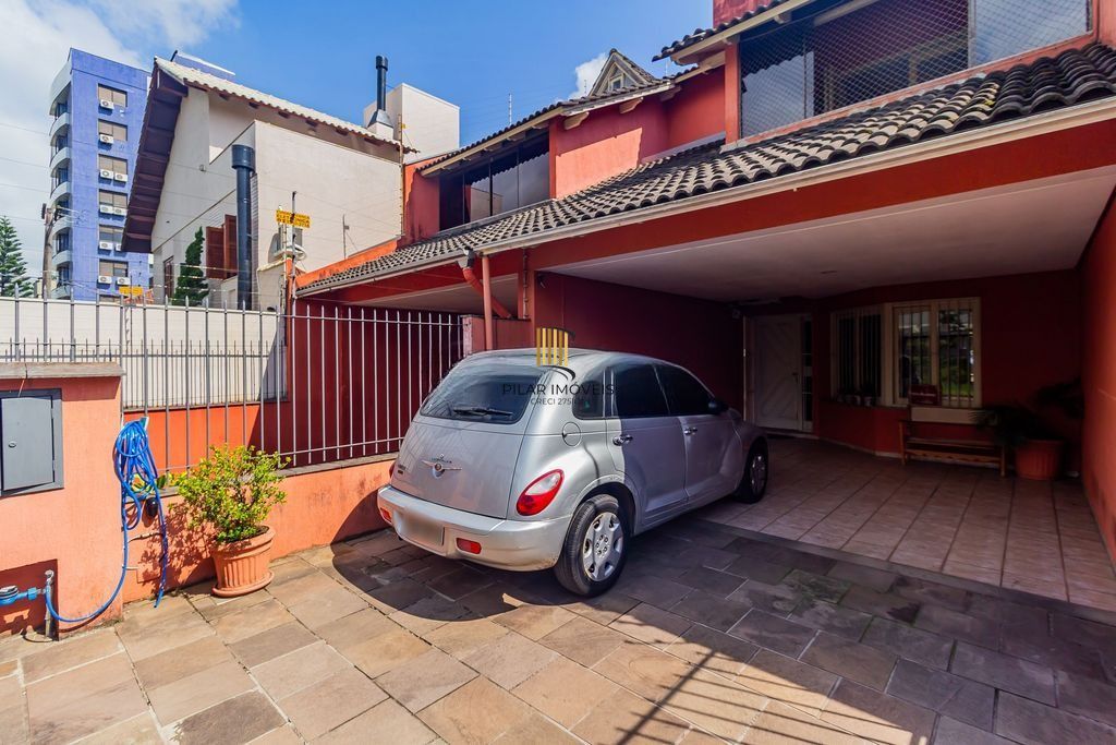 Casa 3 dormitórios no bairro Vila Ipiranga