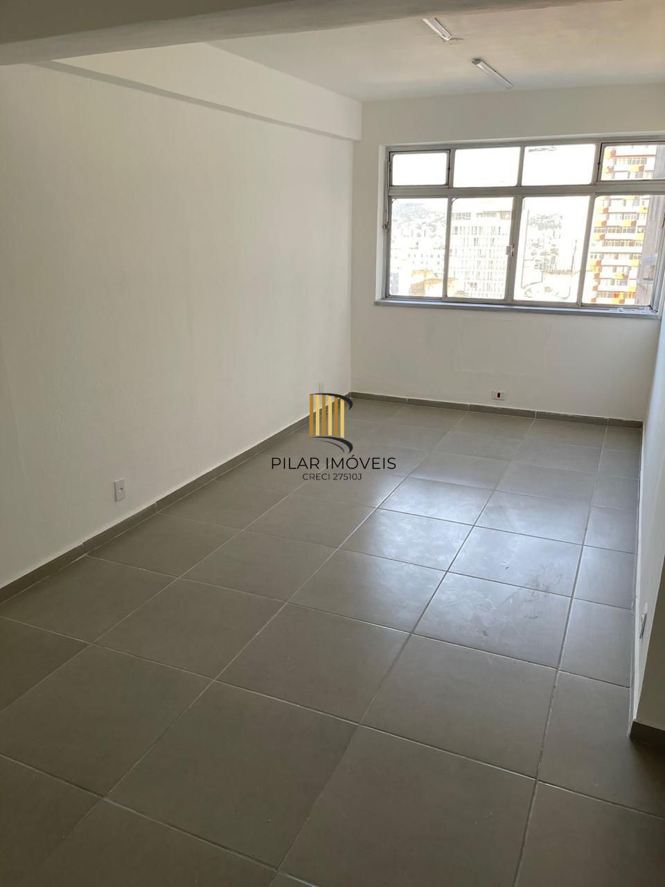 Sala Comercial 1 dormitório no bairro Centro Histórico