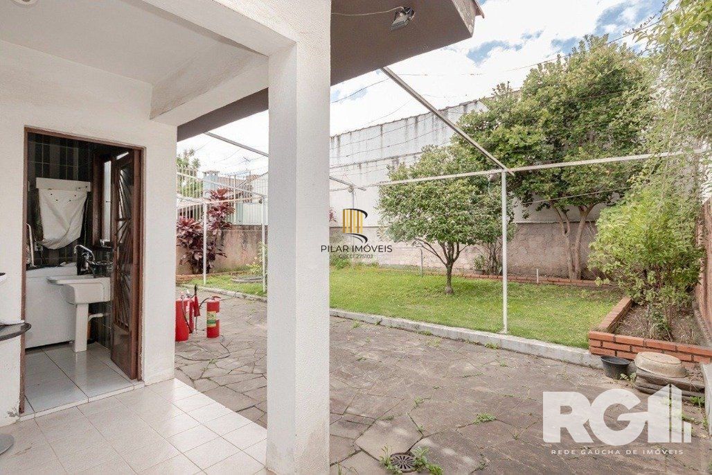 Casa 4 dormitórios no bairro Jardim Itu