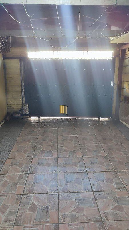 Casa com 4 dormitórios, na avenida Bernardinho Silveira Amorim, Rubem Berta