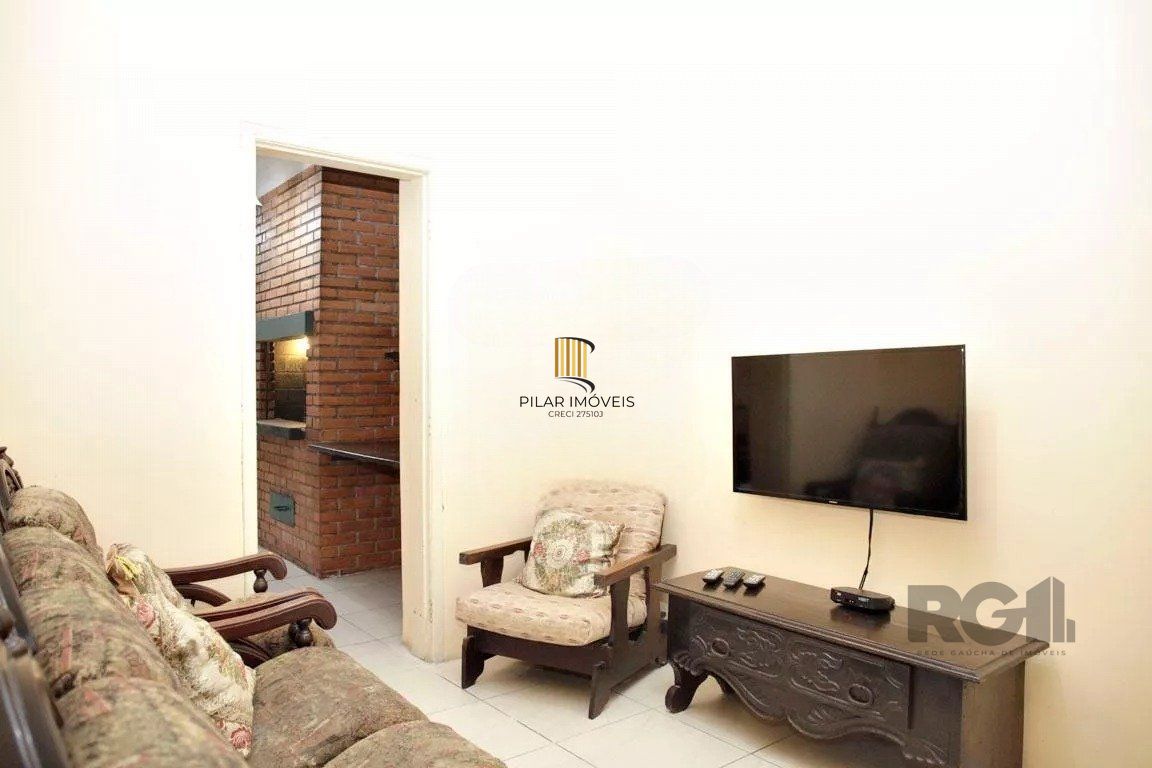 Casa 04 dormitórios, 01suíte, locação,234m² privativos, Petrópolis/Porto Alegre
