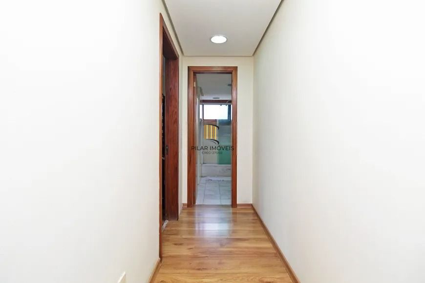 Apartamento com 159m², localizado no bairro Bela Vista em Porto Alegre/RS.