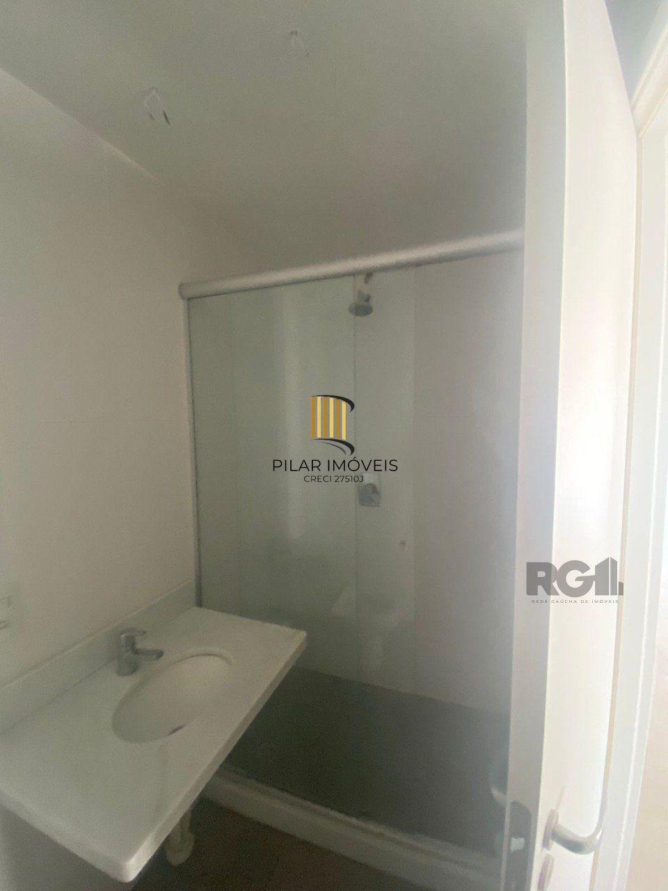 Apartamento a venda com 2 Dormitório(s) - Jardim do Salso