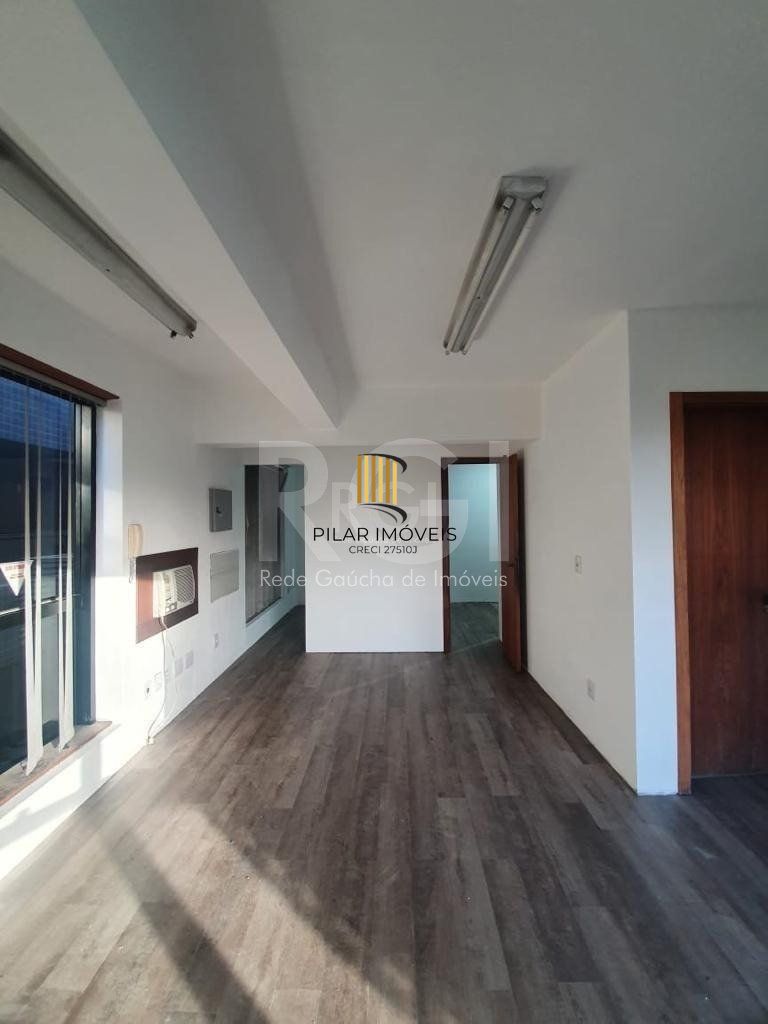 Conjunto/Sala para Venda - 30.09m², 0 dormitórios, Petrópolis.