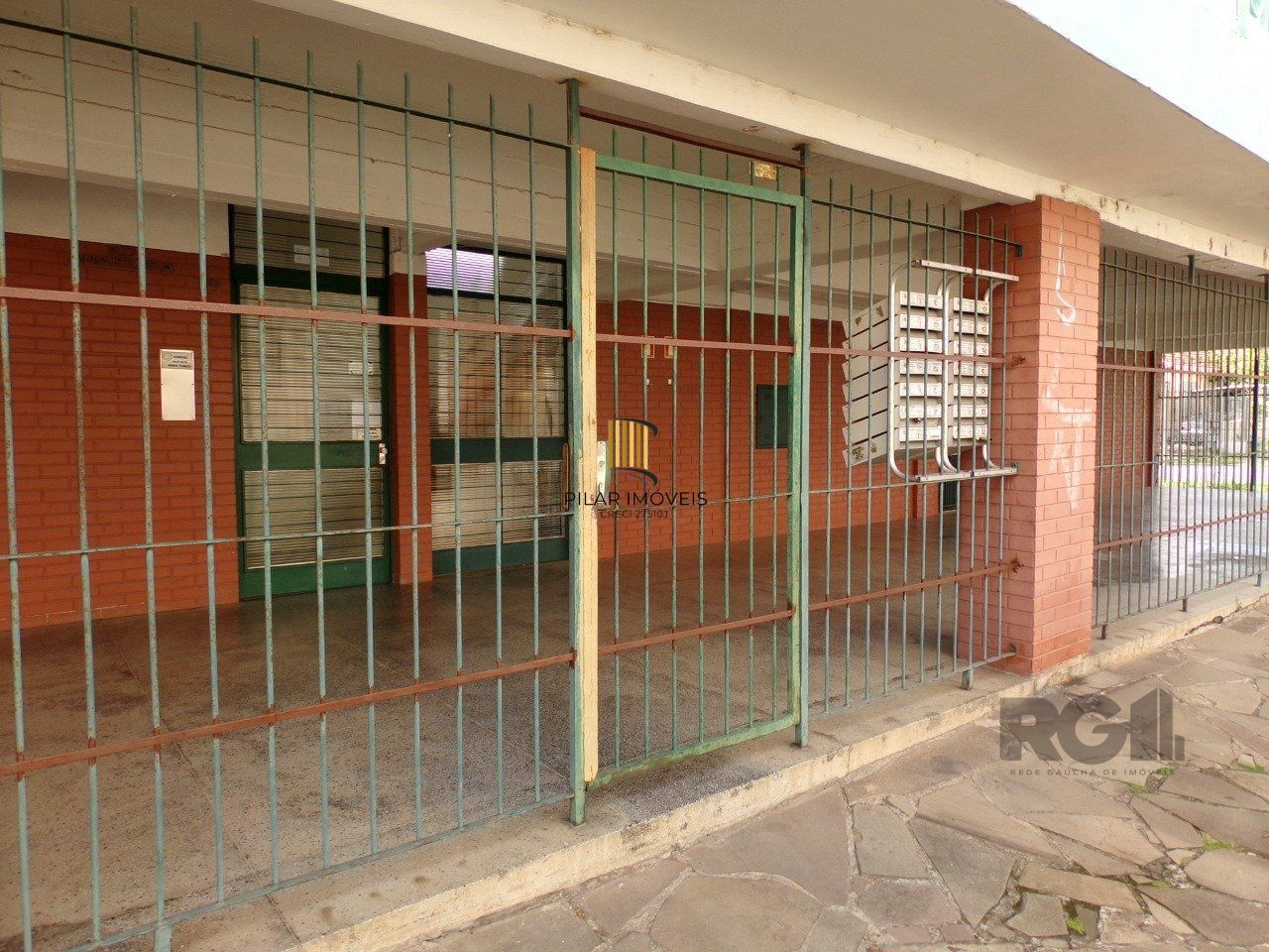 Apartamento térreo frente 29m² no bairro Partenon 