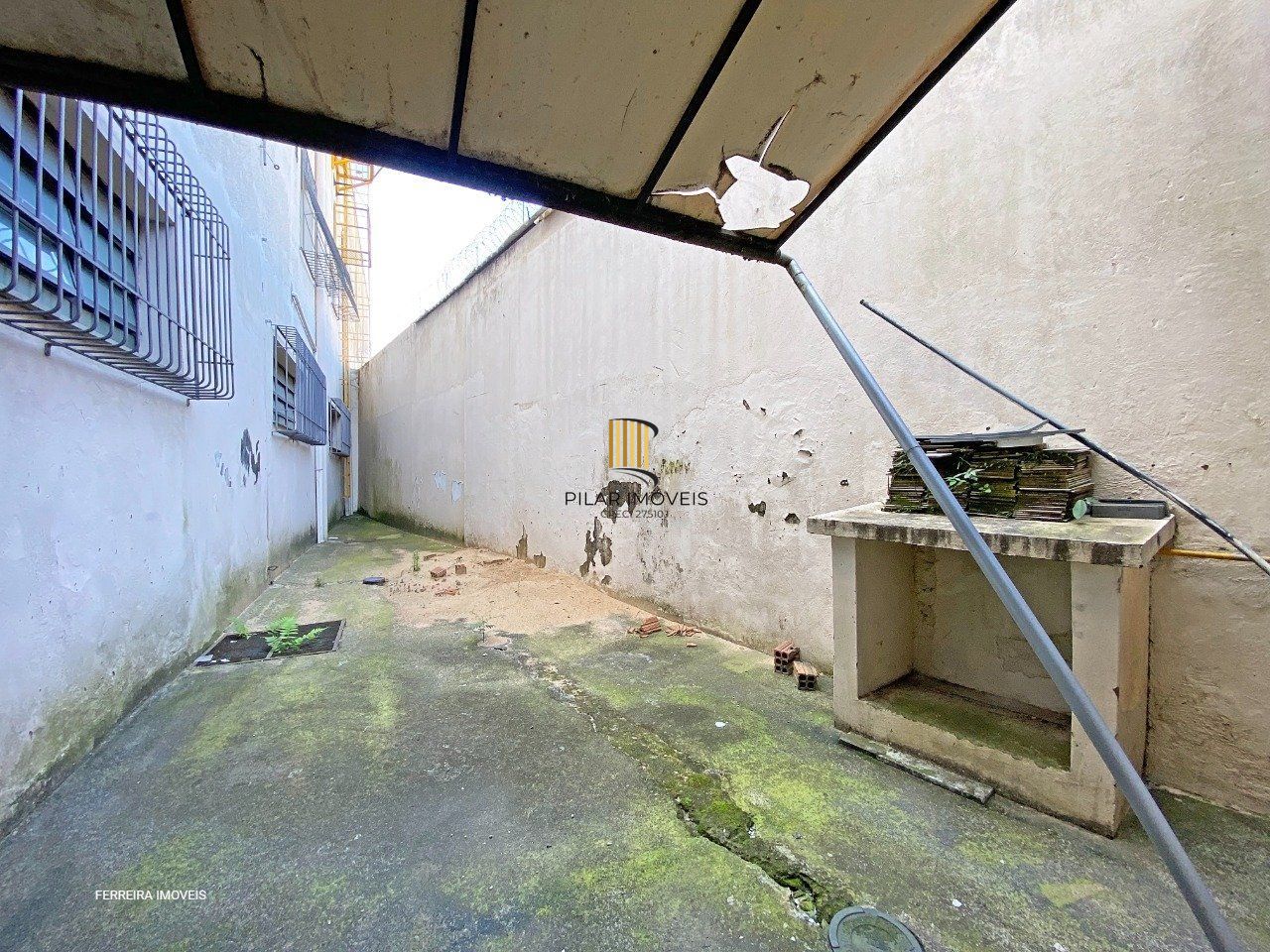 Predio para Venda - 2297m², 0 dormitórios, 20 vagas - Floresta