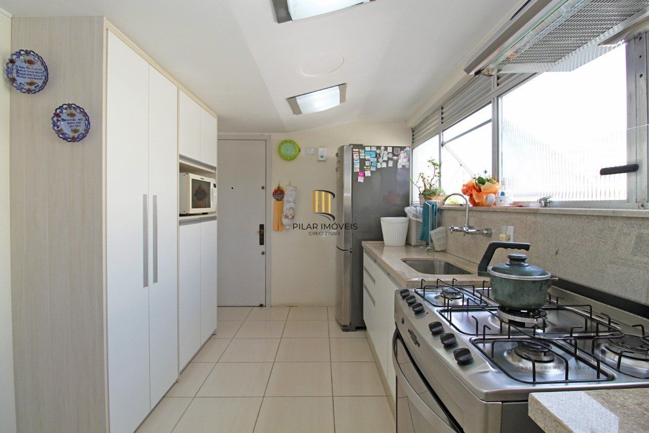 Cobertura com 422,00m² no bairro Moinhos de Vento em Porto Alegre/RS.