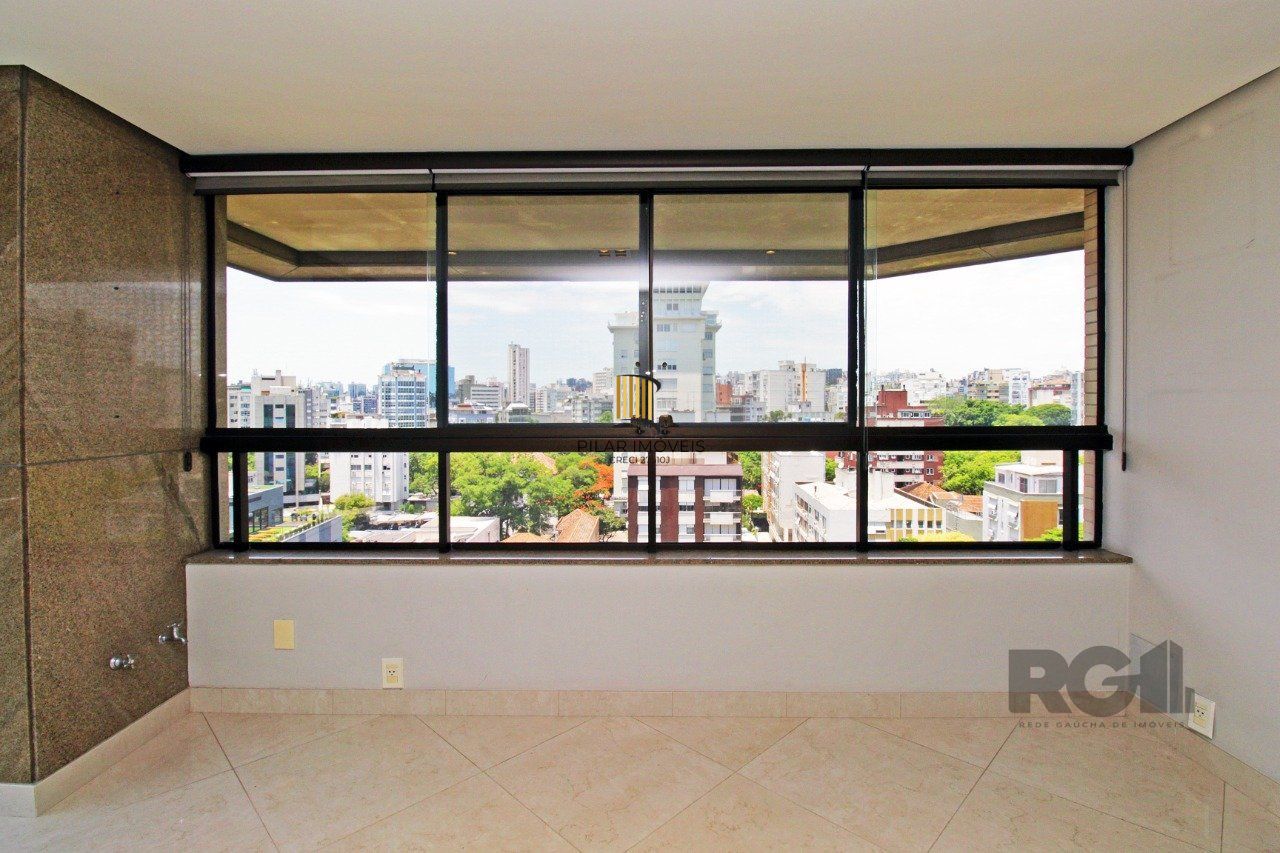 Apartamento com 4 suítes localizado no bairro Moinhos De Vento em Porto Alegre/RS.