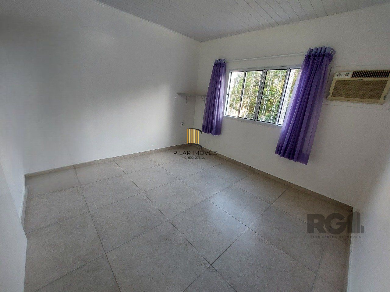 Casa com 3 quartos, no Bairro Ipanema - Porto Alegre/RS.