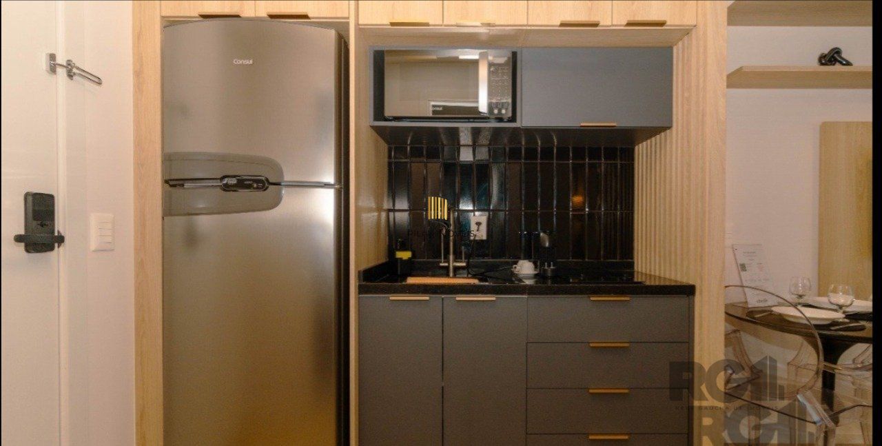 LOFT  MOBILIADO - MONT` SERRAT 