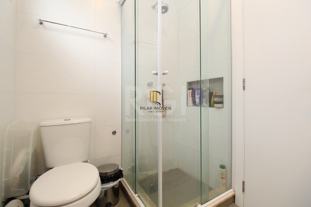 Cobertura para Venda - 106.84m², 3 dormitórios, sendo 2 suites, Petrópolis