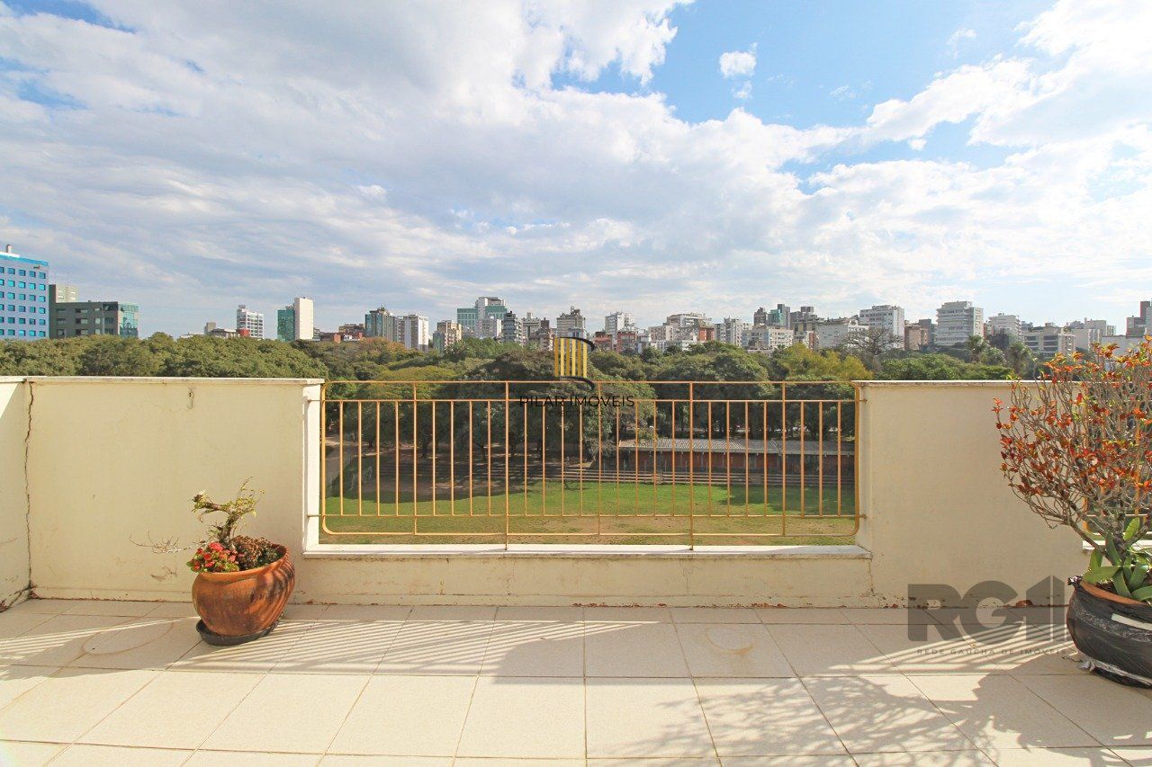 Cobertura com 422,00m² no bairro Moinhos de Vento em Porto Alegre/RS.