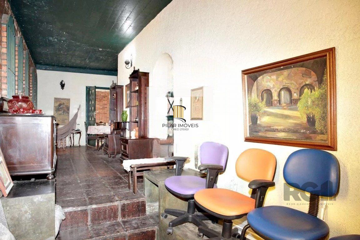 Casa 04 dormitórios, 01suíte, locação,234m² privativos, Petrópolis/Porto Alegre