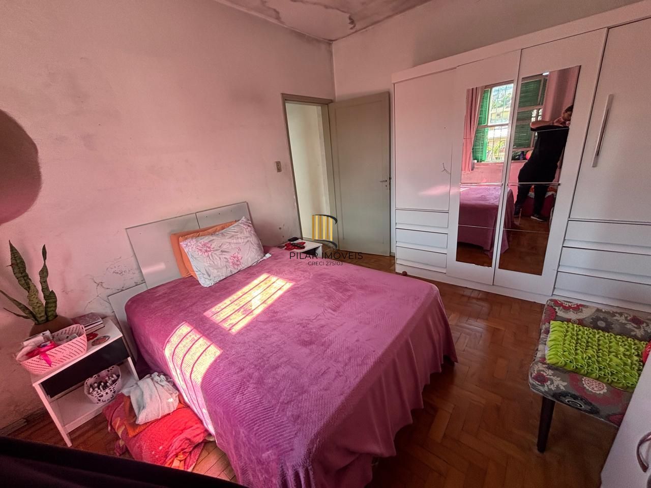 Apartamento com 65m², localizado no bairro Jardim Carvalho em Porto Alegre/RS.