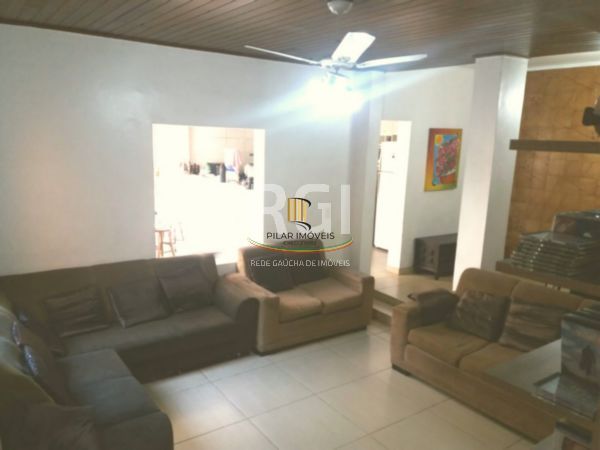 Casa para Venda - 210m², 3 dormitórios, sendo 1 suites, Cidade Baixa