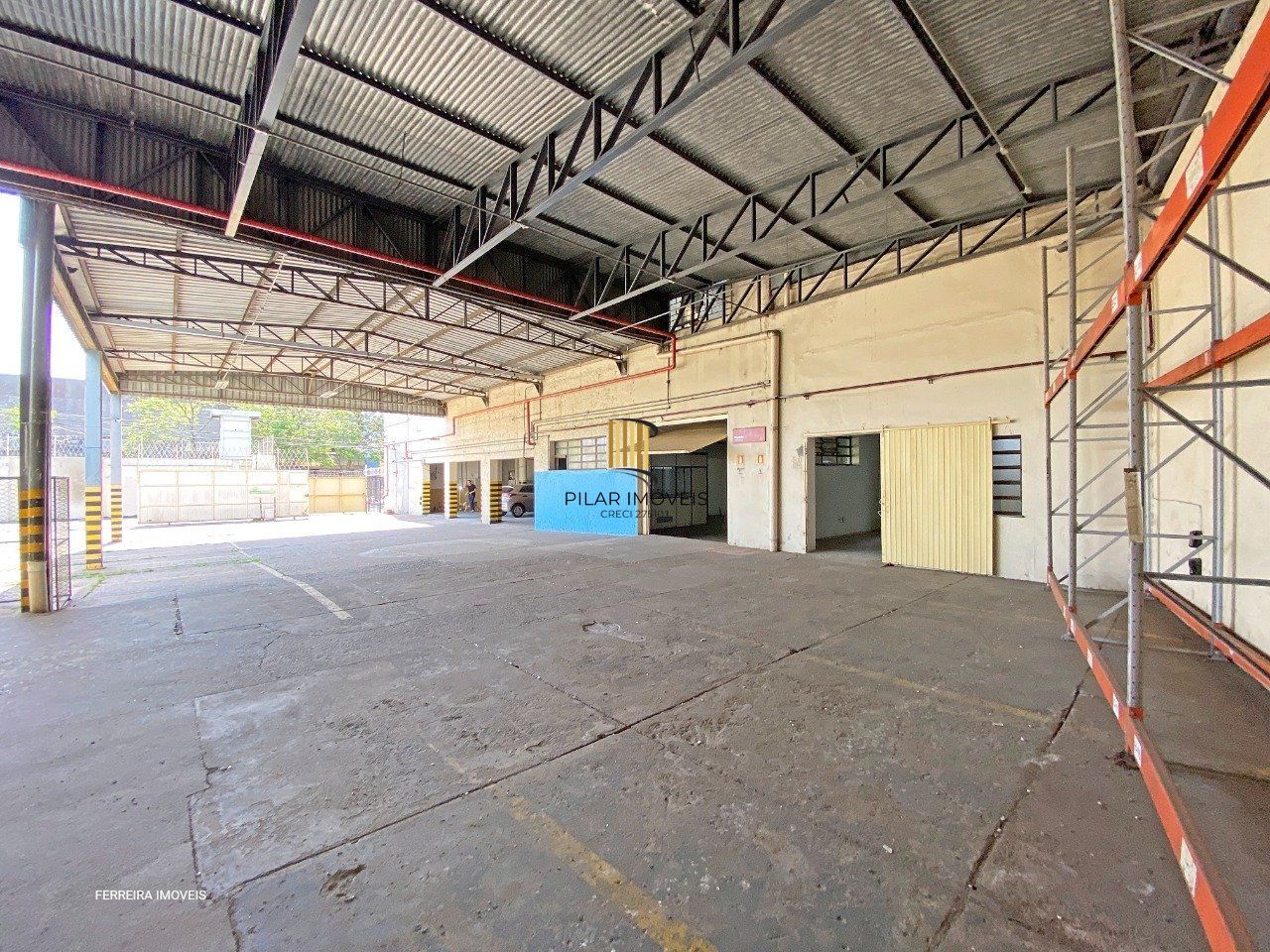 Predio para Venda - 2297m², 0 dormitórios, 20 vagas - Floresta