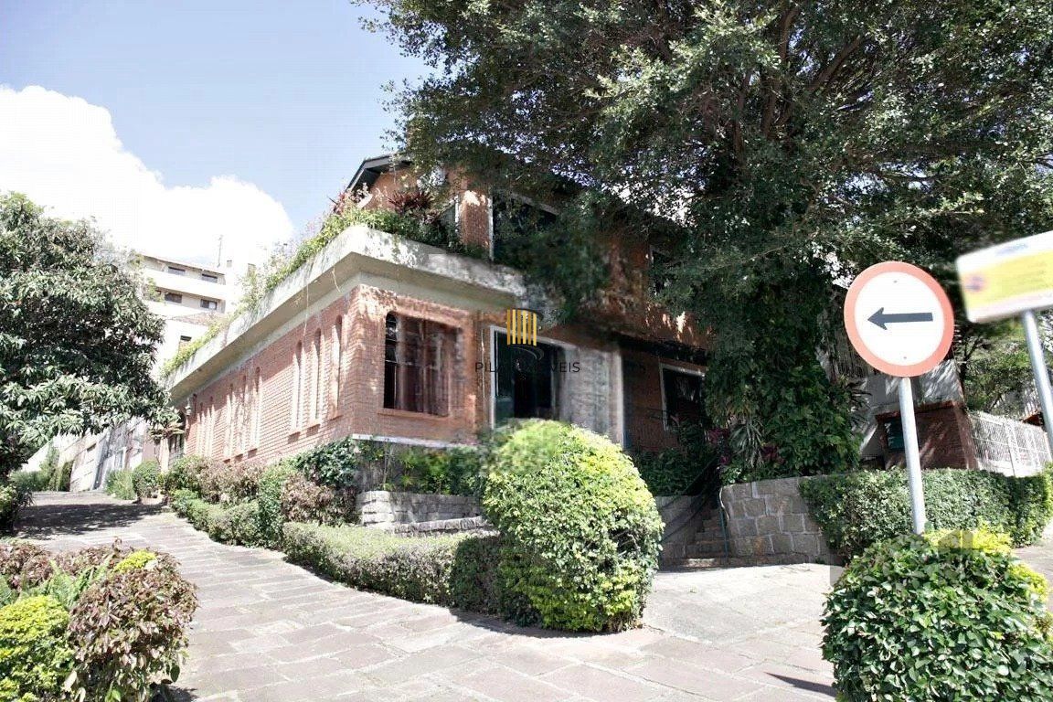 Casa 04 dormitórios, 01suíte, locação,234m² privativos, Petrópolis/Porto Alegre - Pilar Imóveis
