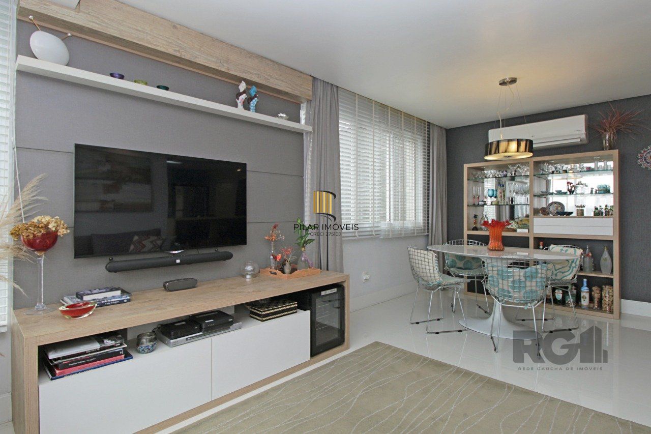 Apartamento com 77,00m² privativos, bairro Passo D´areia, Porto Alegre/RS