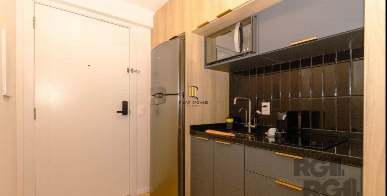 LOFT  MOBILIADO - MONT` SERRAT 