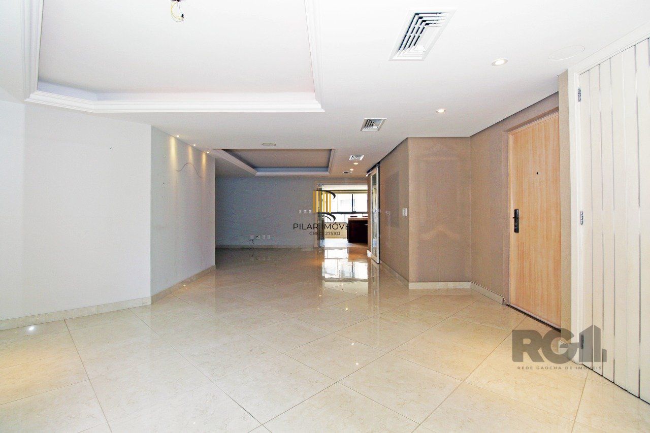 Apartamento com 4 suítes localizado no bairro Moinhos De Vento em Porto Alegre/RS.