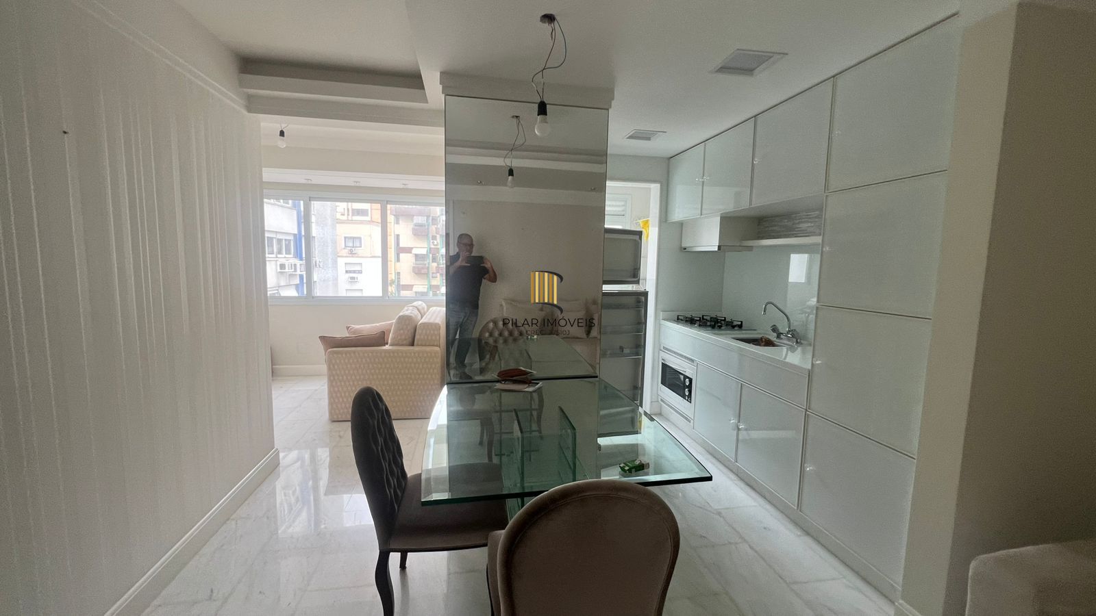 Apartamento com 47m², localizado no bairro Independencia em Porto Alegre/RS.