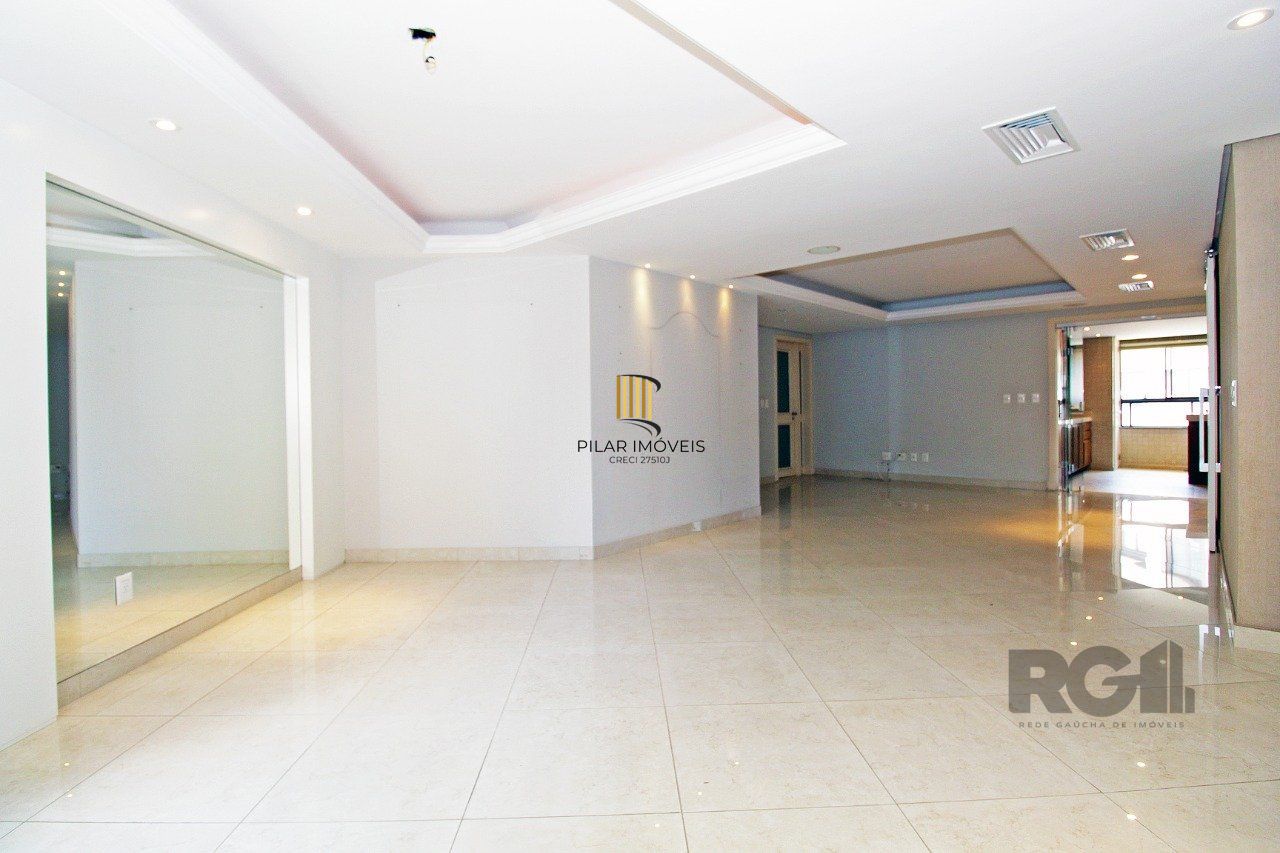 Apartamento com 4 suítes localizado no bairro Moinhos De Vento em Porto Alegre/RS.