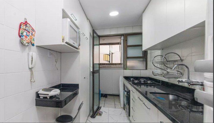 COBERTURA TRIPLEX 3 DORM. - PETRÓPOLIS