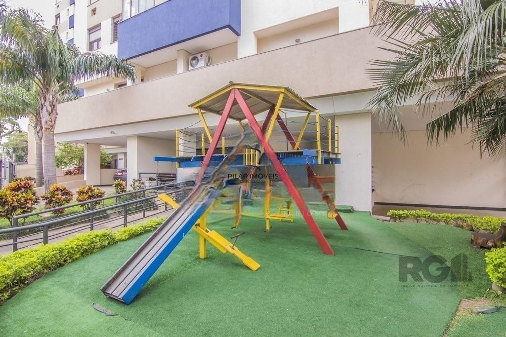 Apartamento a venda ,02 dormitórios mobiliado na Cidade Baixa,61m² privativos