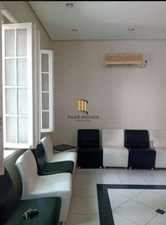 CASA COMERCIAL - MOINHOS DE VENTO