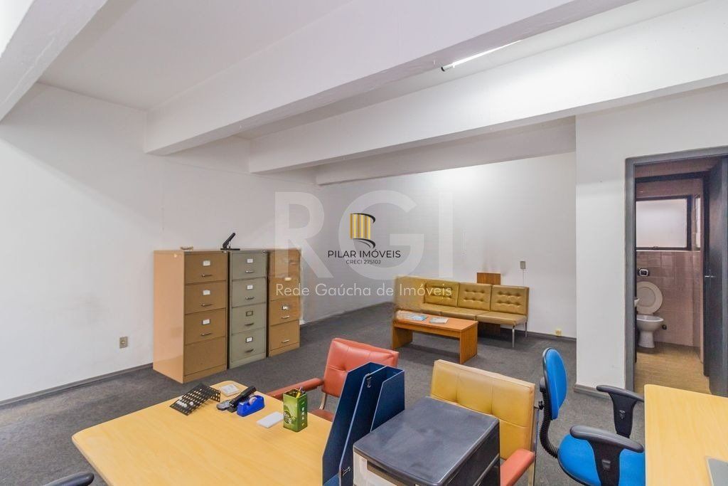  conjunto comercial com 58,00m² de área privativa no bairro Floresta