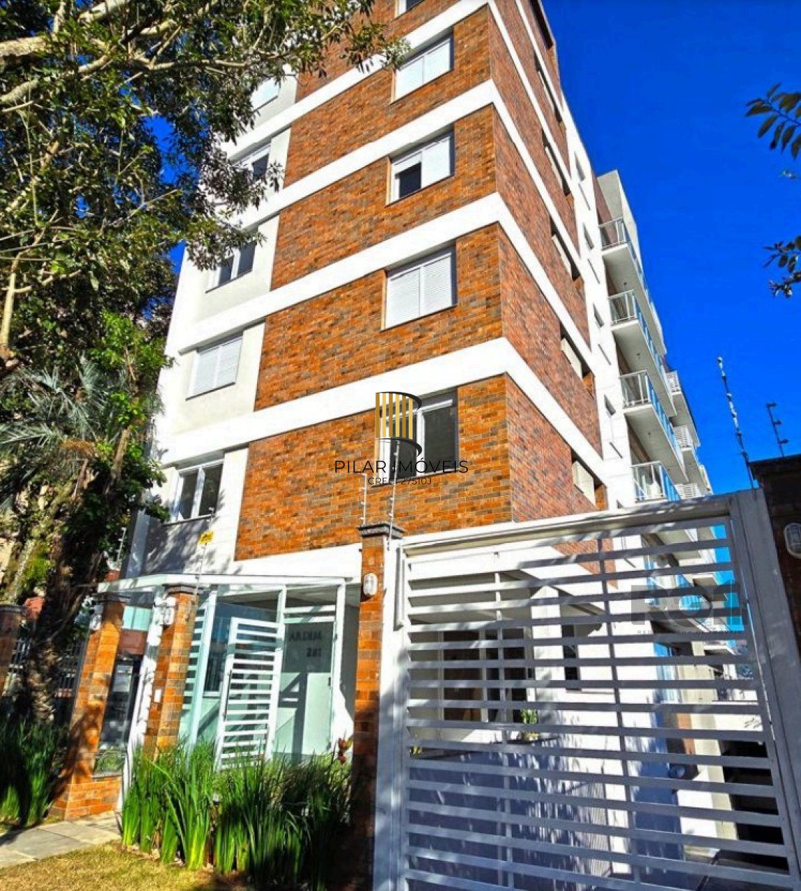 Apartamento 2 dormitórios com suíte - Jardim Botânico