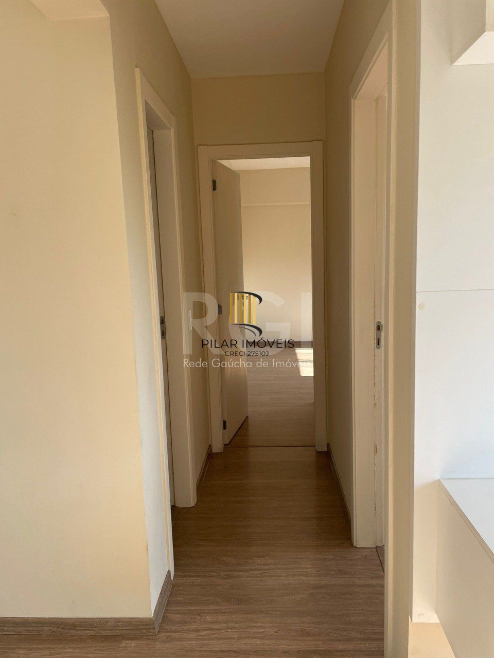 Apartamento com 2 dormitórios, localizado no bairro Morro Santana em Porto Alegre/RS.