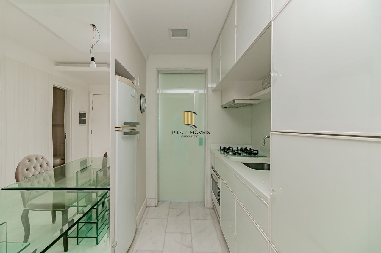 Apartamento com 47m², localizado no bairro Independencia em Porto Alegre/RS.