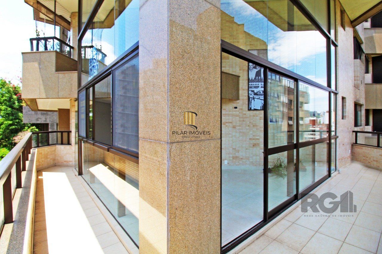 Apartamento com 4 suítes localizado no bairro Moinhos De Vento em Porto Alegre/RS.