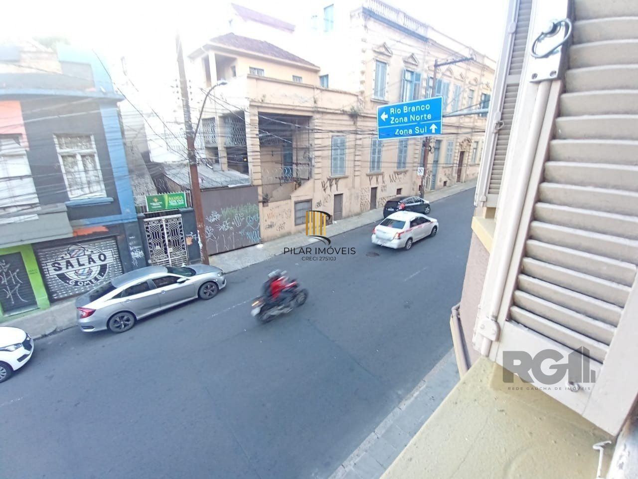 Apartamento 2 dormitórios no bairro Floresta