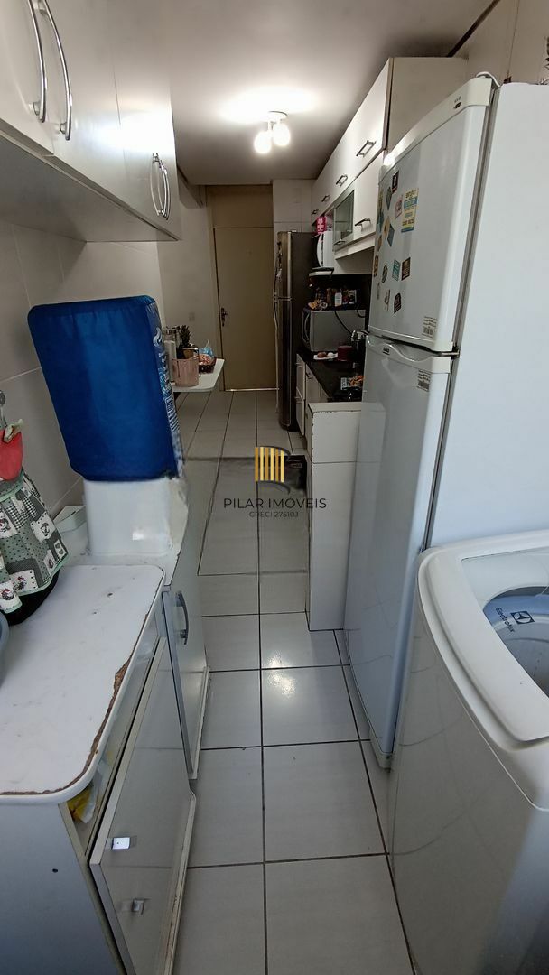 Apartamento com 79m², localizado no bairro Santo Antônio em Porto Alegre/RS.