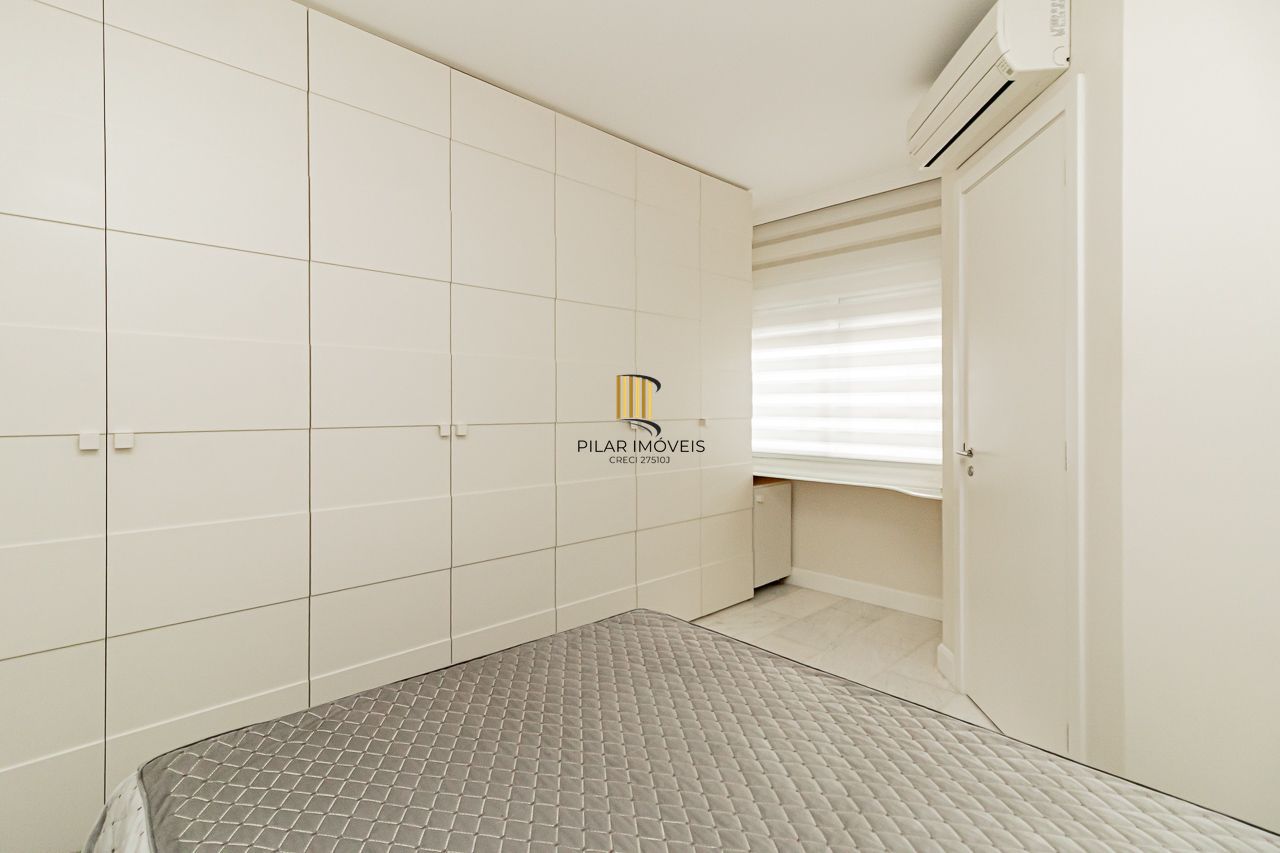 Apartamento com 47m², localizado no bairro Independencia em Porto Alegre/RS.
