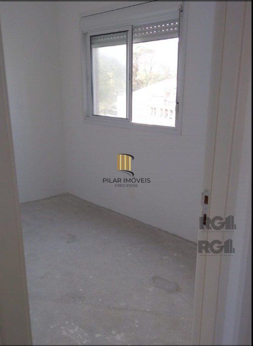 Apartamento com 75m² privativos, 3 dormitórios sendo 1 suíte, living dois ambientes,  imóvel arejado e iluminado.