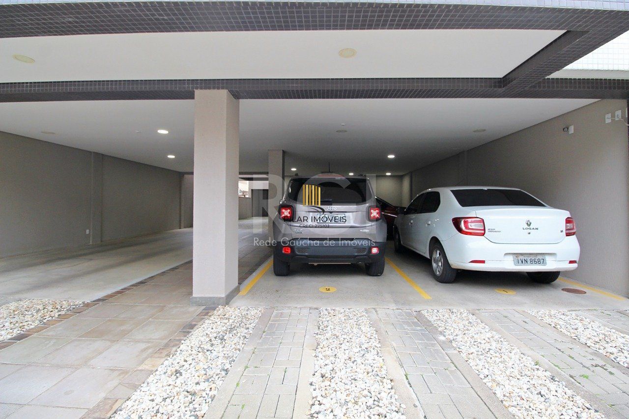 Cobertura para Venda - 106.84m², 3 dormitórios, sendo 2 suites, Petrópolis