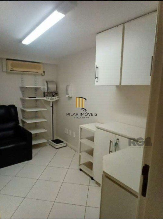 CASA COMERCIAL - MOINHOS DE VENTO