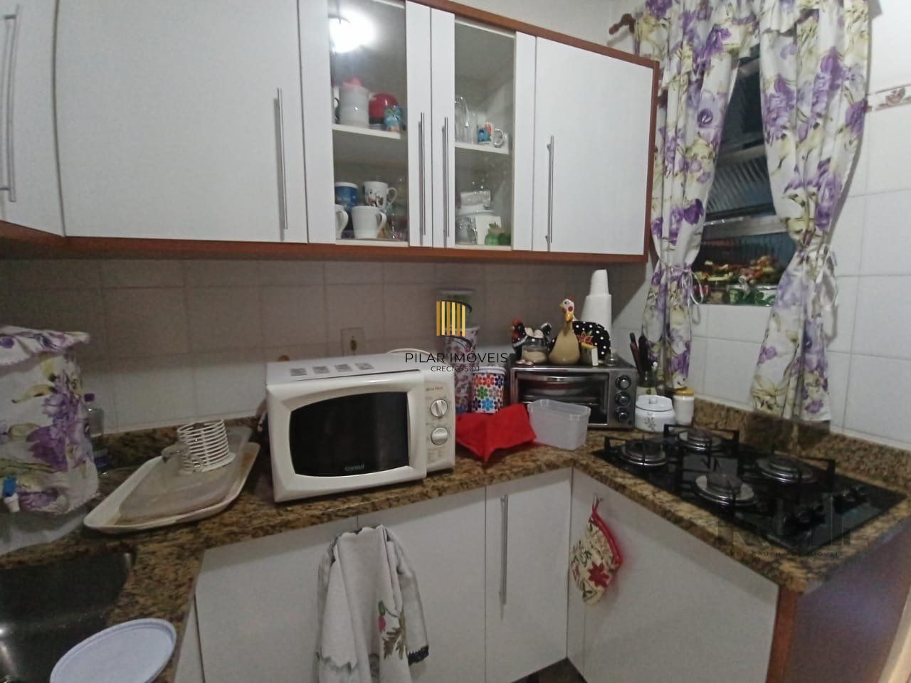 Apartamento 2 dormitórios no bairro Floresta