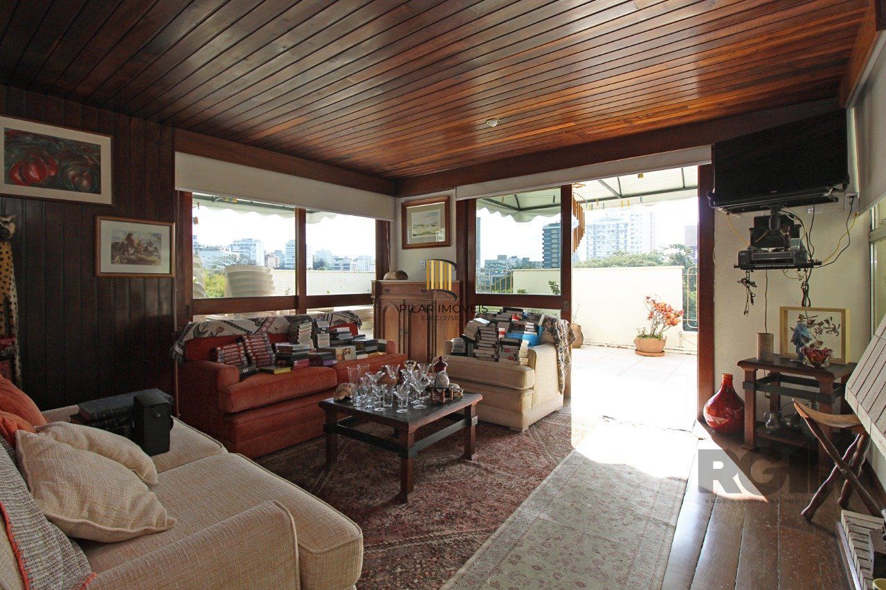 Cobertura com 422,00m² no bairro Moinhos de Vento em Porto Alegre/RS.