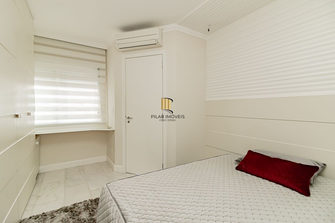 Apartamento com 47m², localizado no bairro Independencia em Porto Alegre/RS.