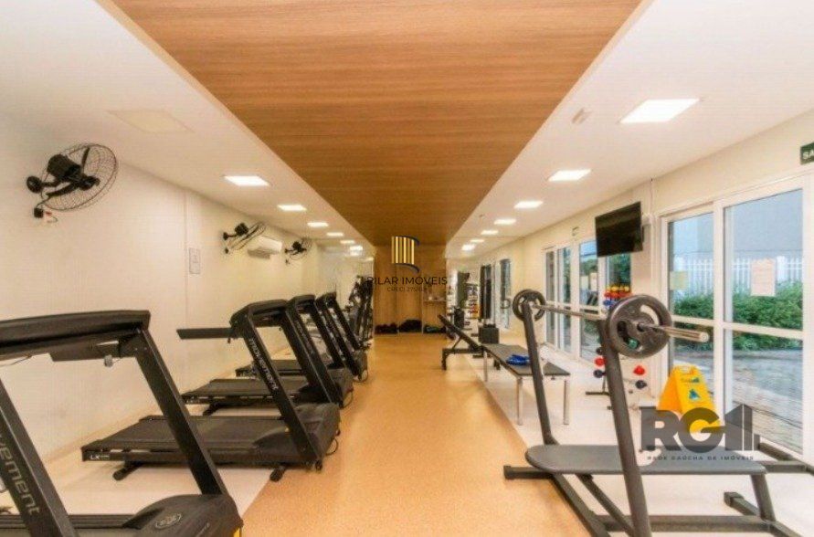 Apartamento com 75m² privativos, 3 dormitórios sendo 1 suíte, living dois ambientes,  imóvel arejado e iluminado.