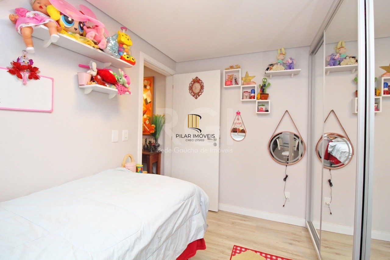 Cobertura para Venda - 106.84m², 3 dormitórios, sendo 2 suites, Petrópolis